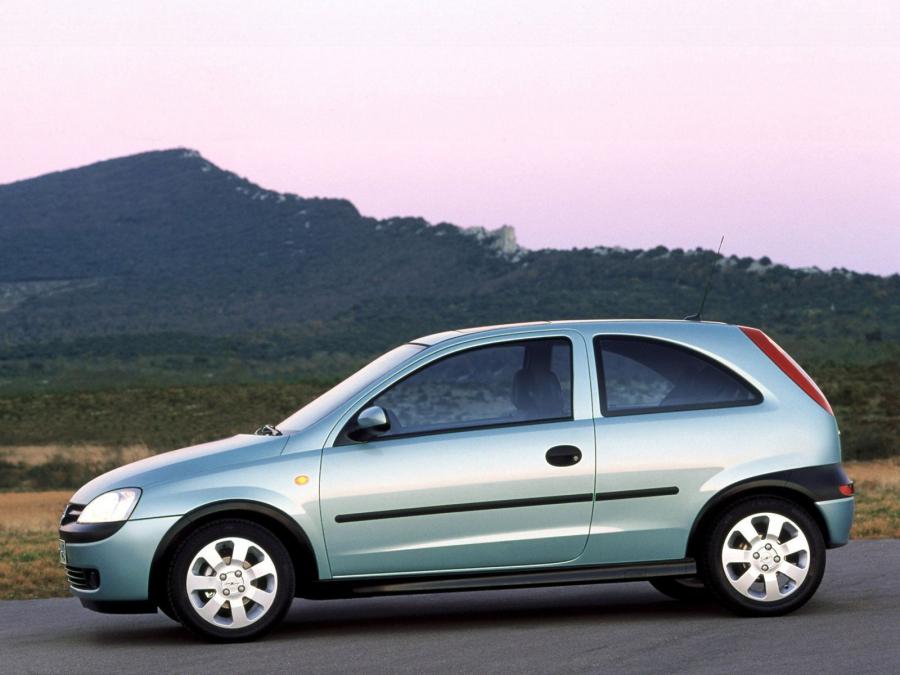  Opel Corsa 2000 года  (фото 9 из 40)